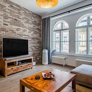  Appartement Luxury At Centre Andel!