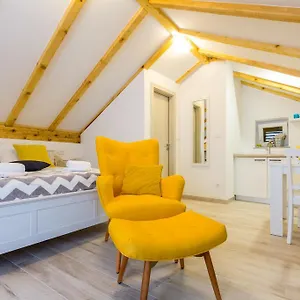 https://lux-apartment-arija.splithotels.org