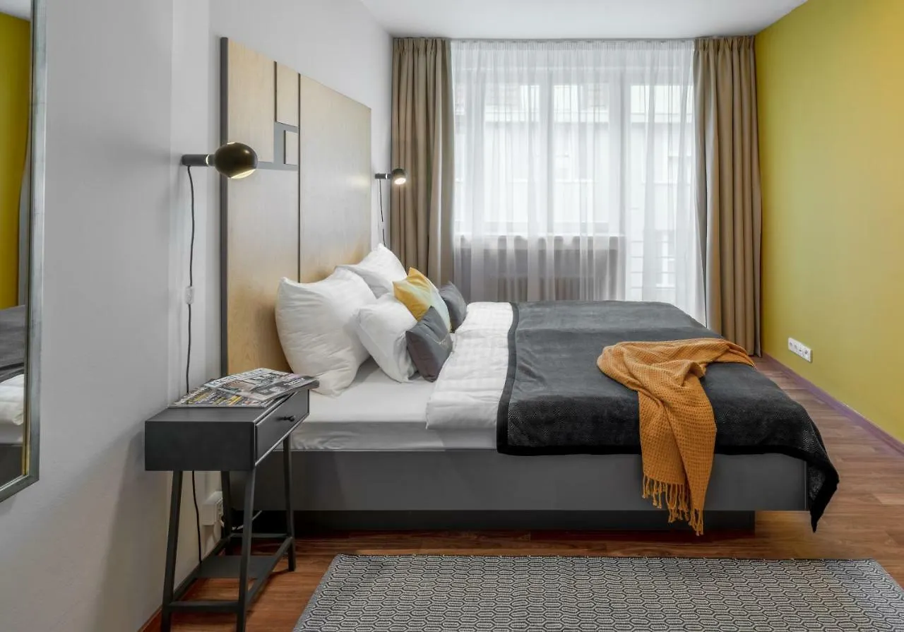 City Leaf Apartments Praga